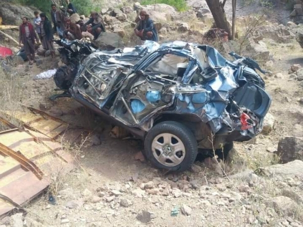 وفاة أربعة يمنيين من أسرة واحدة بحادث مروري بالسعودية