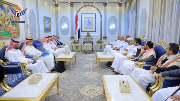 تقسيم اليمن إلى خمسة أقاليم.. مصادر دبلوماسية في مسقط تكشف عن قرب التوصل إلى اتفاق وتشكيل مجلس رئاسي يضم الحوثيين