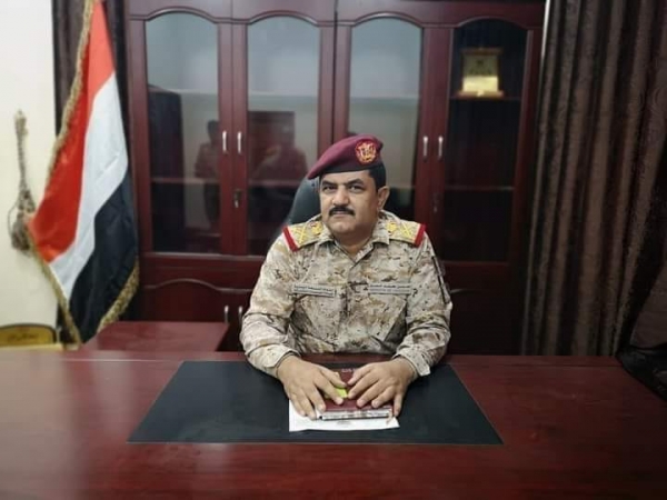 وزير الدفاع يطالب المؤتمر بالتوحد مع القوى الوطنية لمواجهة الحوثيين وإستعادة الدولة
