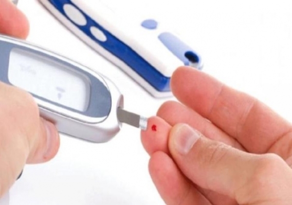 لماذا يزداد خطر الإصابة بمرض السكري صيفاً وتسوء حالة المصابين؟