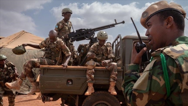 مقتل 3 قادة من "الشباب" في عملية عسكرية وسط الصومال