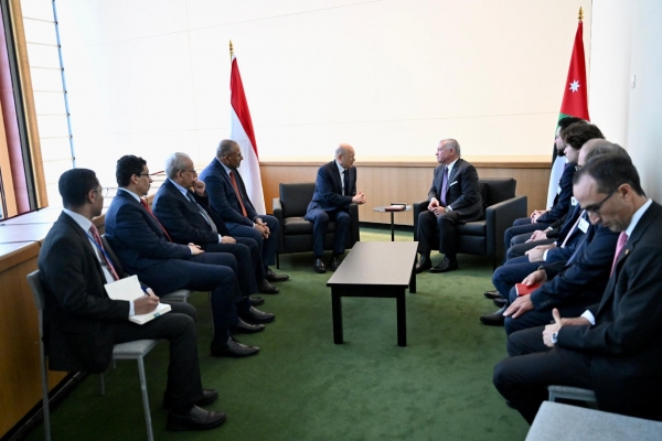 ملك الأردن يجدد دعمه للمبادرات الهادفة لتخفيف المعاناة عن الشعب اليمني