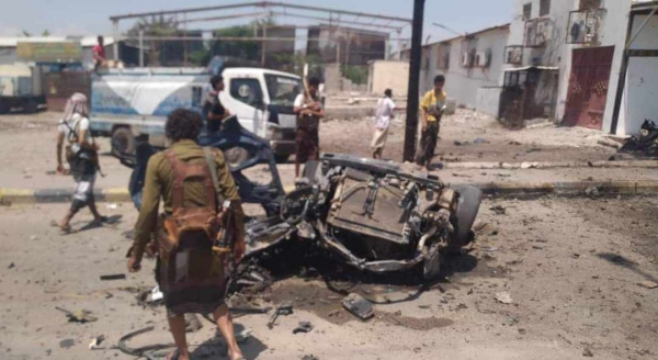 نجاة قيادي في مليشيا الانتقالي واصابة 3 من مرافقيه جراء انفجار استهدف موكبه في أبين