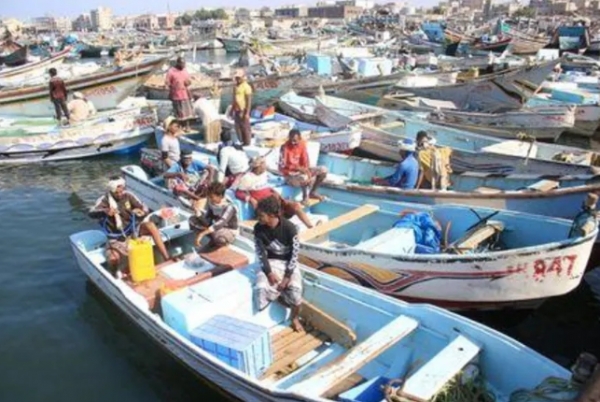 إريتريا تفرج عن 55 صيادا يمنيا بعد شهرين من اختطافهم