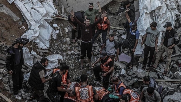 أكثر من 400 قتيل حصيلة غارات إسرائيل على غزة الأحد