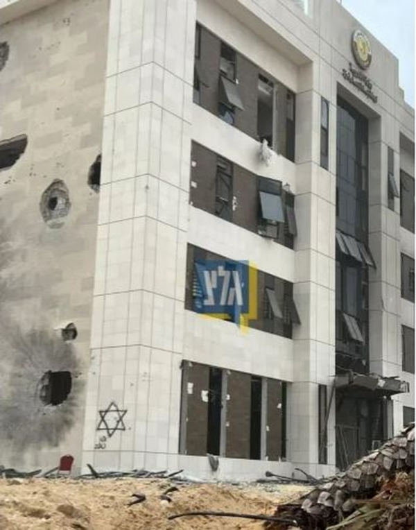 تنديد عربي واسع بقصف الاحتلال الإسرائيلي مقر اللجنة القطرية لإعادة إعمار غزة