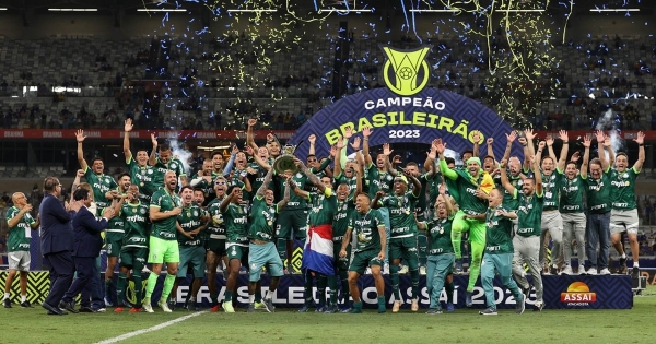 "بالميراس" يحقق لقب الدوري البرازيلي.. و"سانتوس" يهبط لأول مرة منذ 111 عاما