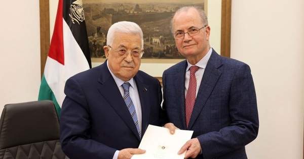 عباس يكلف محمد مصطفى بتشكيل الحكومة الفلسطينية الجديدة خلفا لـ"اشتيه"