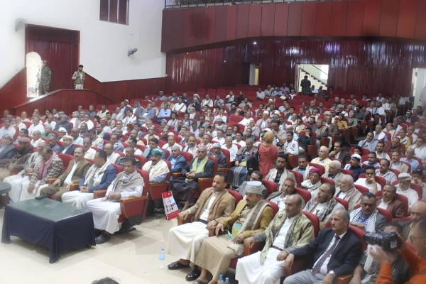 اجتماع موسع بتعز يُشدد على دعم الجيش ورص الصفوف لمواجهة الحوثيين