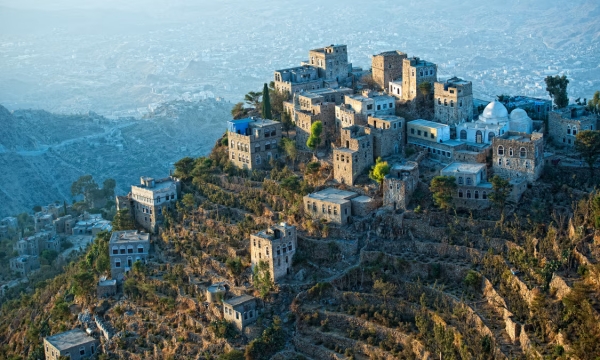 الجارديان تسلط الضوء على المدرجات الزراعية اليمنية.. قُدم البن اليمني "موكا" في أول مقهى بلندن عام 1652 (ترجمة خاصة)