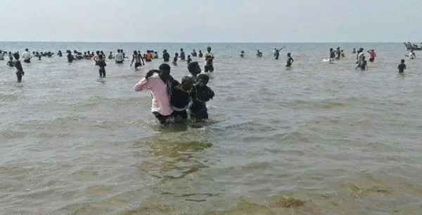 وصول 195 مهاجرا أفريقيا إلى سواحل شبوة