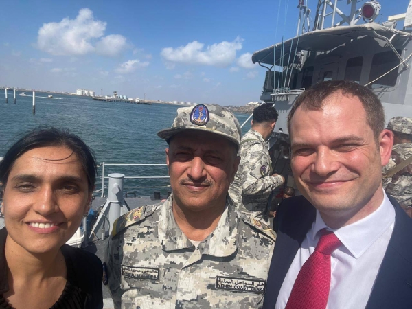 بذريعة ضمان حضورها بالمنطقة.. بريطانيا تُقر بوجود اتصالات مع الحوثيين