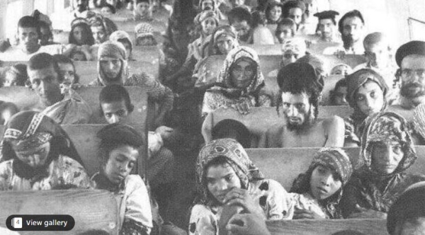 مع تسليط الضوء على أسماء 400 شخص لقوا حتفهم في تلك الرحلة.. - بعد مرور أكثر من 75 عاما.. تل أبيب تُحيي ذكرى عملية "بساط الريح" لهجرة يهود اليمن إلى إسرائيل (ترجمة خاصة)