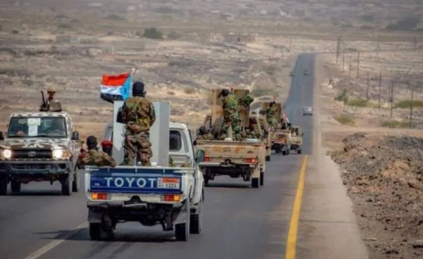 الانتقالي يدفع بتعزيزات إلى المهرة وقوات درع الوطن تنسحب من مواقعها في المحافظة