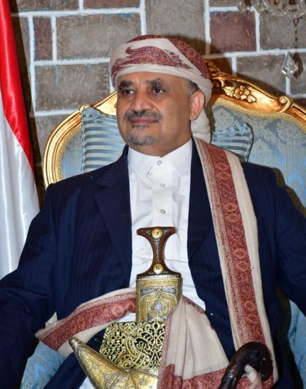 نشطاء: جماعة الحوثي تطوق منزل الشيخ الأحمر في صنعاء وتمارس مضايقات واسعة