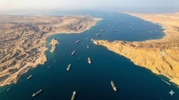 ترامب يتعهد بإبقاء مضيق هرمز "مفتوحا وآمنا بأي طريقة"