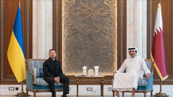 أمير قطر ورئيس أوكرانيا يبحثان التعاون الدفاعي وتطورات المنطقة