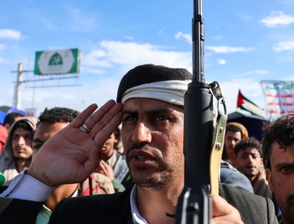 جي بوست| الحوثيون يفتحون جبهة من اليمن في حرب إيران ويهددون طرق التجارة