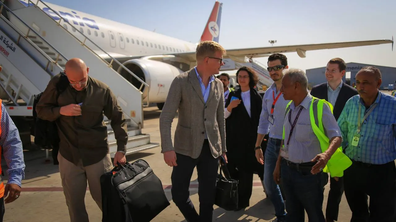 المبعوث الأممي يصل عدن في أول زيارة هذا العام لإحياء السلام