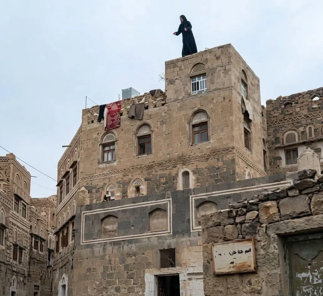 وفاة شابة في مدينة حجة اليمنية بعد ضغوط أسرية وقضائية وتفاعل واسع مع القضية