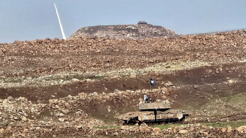 سوريا.. توغل إسرائيلي بريف القنيطرة ونصب حواجز مؤقتة قبل الانسحاب