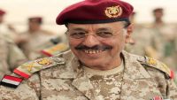 قيادات عسكرية: زيارة اللواء الأحمر للمعسكرات الميدانية تشيع التفاؤل بين اليمنيين