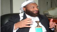 عضو في هيئة علماء اليمن: نجل المطاع قائد ميداني مع المليشيا وفتواه عمل إجرامي