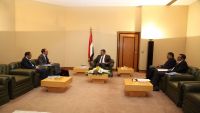 بحاح يؤكد استعداد الحكومة تسهيل أعمال مكتب اليونسيف في اليمن