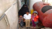 أسرة صحفي في تعز تتضور جوعا بعد وفاة عائلها