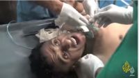 بالفيديو ..جريح من المقاومة اليمنية يصرخ: "أنا مديون" وهو يلفظ أنفاسه الأخيرة