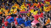 الحكومة الإسبانية تفاجئ برشلونة بقرار صادم عن نهائي كأس الملك