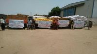ائتلاف الإغاثة بتعز ينفذ مشروع نقل مساعدات إغاثية لمتضرري "الوازعية"