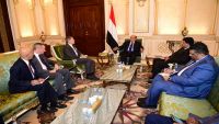 الرئيس هادي يستقبل سفيري الولايات المتحدة وبريطانيا لدى اليمن