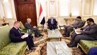 الرئيس هادي يلتقي السفير الروسي ويشيد بدعم روسيا لعملية التحول في اليمن