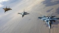 طيران التحالف يقصف معسكر تدريبي ومخازن أسلحة للحوثيين في عمران