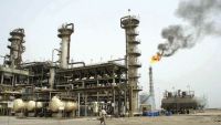 الحوثيون يعترفون بفساد في صفقات استيراد المشتقات النفطية