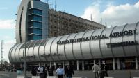 وفاة امرأة يمنية في مطار القاهرة أثناء وصولها عبر الخطوط اليمنية