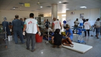 أطباء بلا حدود": أسعفنا عشرات الجرحى جراء تفجير في عدن