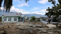 ارتفاع حصيلة ضحايا زلزال إندونيسيا إلى 30 قتيلا
