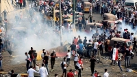 10 مصابين بمواجهات بين الأمن والمحتجين في كربلاء وبغداد