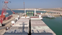 الإمارات تضيق الخناق على ميناء سقطرى من خلال أعمال بناء عشوائي بمحيطه