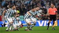 الحلم يتحقق.. كأس العالم يخضع لميسي والأرجنتين في بلاد العرب
