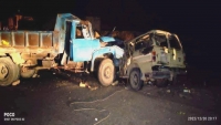 وفاة وإصابة 17 مسافراً جراء حادث مروري في لحج