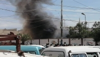 اندلاع حريق في مبنى المجلس المحلي في مديرية الشيخ عثمان بعدن