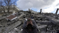 ضحية جديدة.. وفاة امرأة يمنية جراء الزلازل المدمرة في مدينة هاتاي التركية