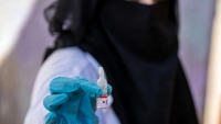 انتعاش سوق تقليد الأدوية في اليمن: "ضعفاء النفوس" يتلاعبون بفترة الصلاحية