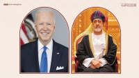 الرئيس الأمريكي يناقش جهود انهاء الحرب في اليمن مع سلطان عمان