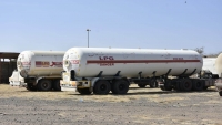 مدير فرع شركة الغاز بتعز: وصول شاحنات الغاز عبر طرق "المخا ـ الكدحة" سيخفف معاناة المواطنين