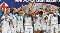 إنجلترا تتوج ببطولة أمم أوروبا للشباب بعد فوز مثير على إسبانيا