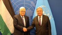 نيويورك.. عباس يبحث مع غوتيريش مستجدات القضية الفلسطينية
